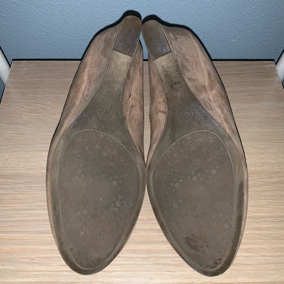 Merona Suede Wedges - Picture 6 of 7